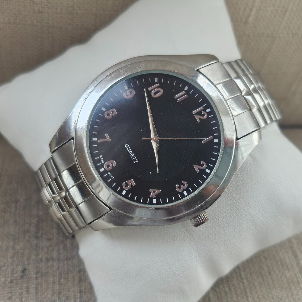 Men Watch Silver Tone Analog Wrist Watch Fashion